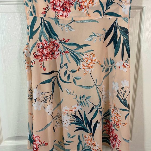 Style & Co - Peach Oleander Floral Top - Picture 8 of 8